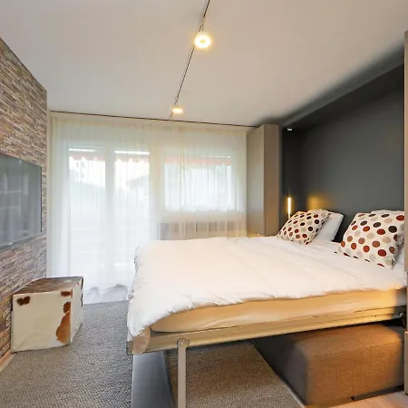 Grillon-3 By Interhome