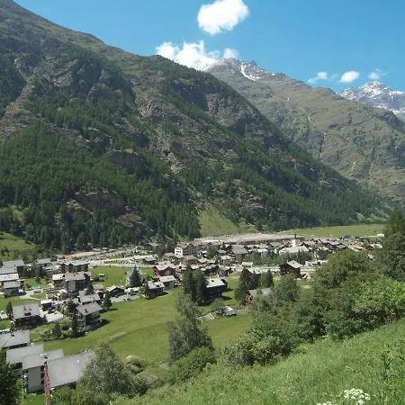 Grillon-3 By Interhome